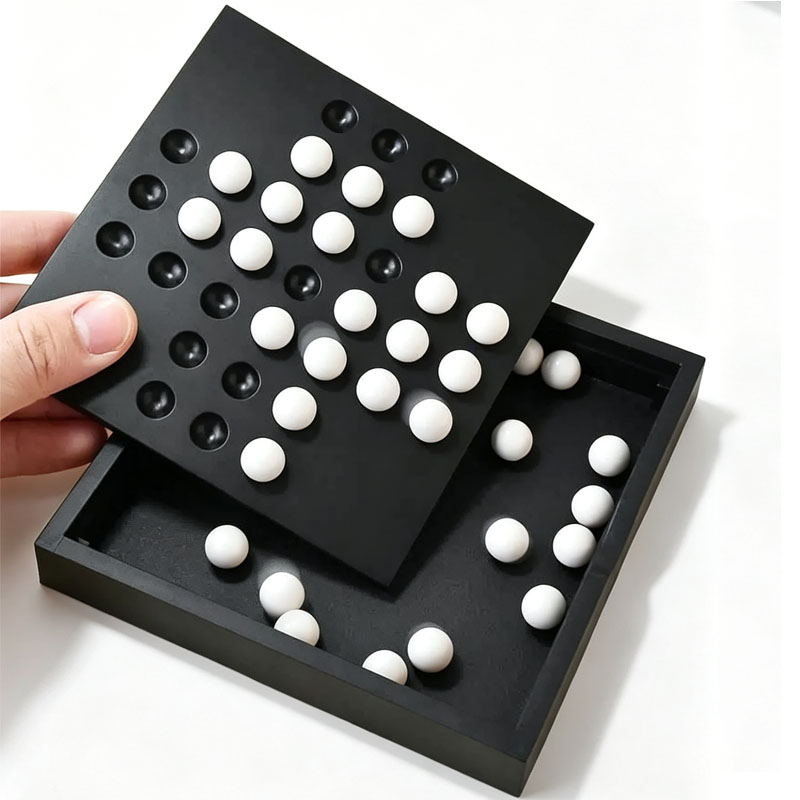 Europe Classic Single Chess Pe - đánh giá và giá Board Game Family